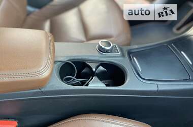 Хэтчбек Mercedes-Benz B-Class 2014 в 