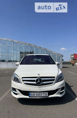 Хэтчбек Mercedes-Benz B-Class 2014 в Киеве