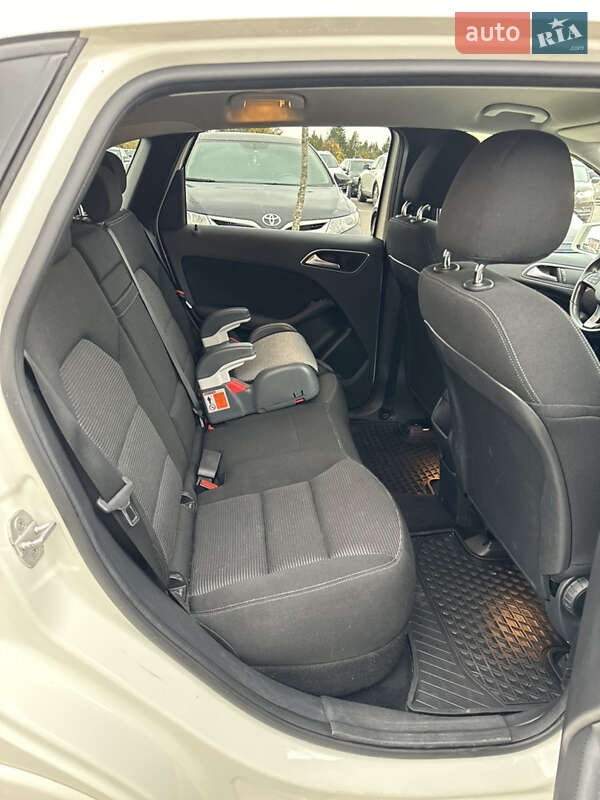 Хэтчбек Mercedes-Benz B-Class 2016 в Ровно