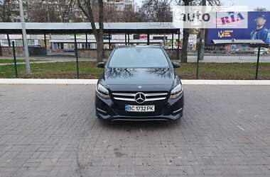 Хэтчбек Mercedes-Benz B-Class 2017 в Киеве