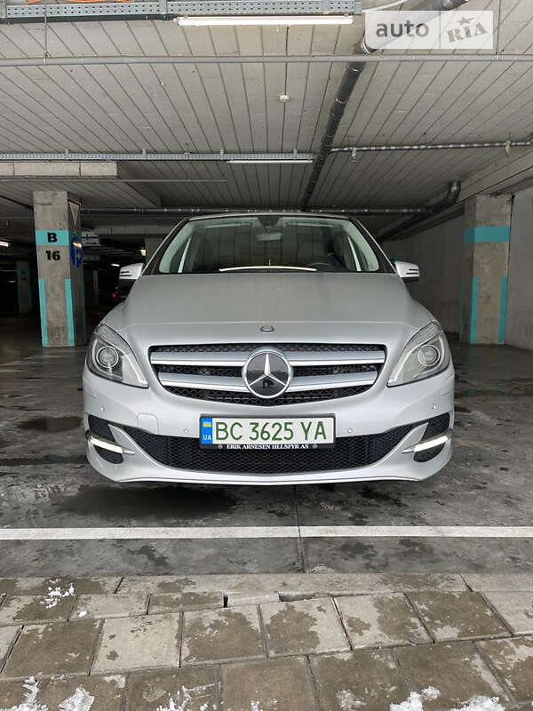 Хетчбек Mercedes-Benz B-Class 2016 в Львові