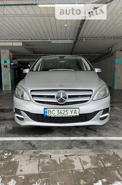 Хетчбек Mercedes-Benz B-Class 2016 в 