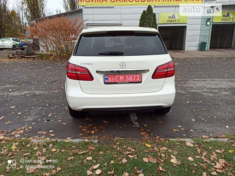 Хетчбек Mercedes-Benz B-Class 2016 в Дніпрі фото 5 Хетчбек Mercedes-Benz B-Class 2016 в Дніпрі