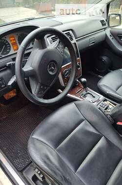 Хэтчбек Mercedes-Benz B-Class 2010 в 