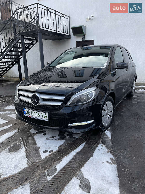 Хэтчбек Mercedes-Benz B-Class 2016 в Южноукраинске