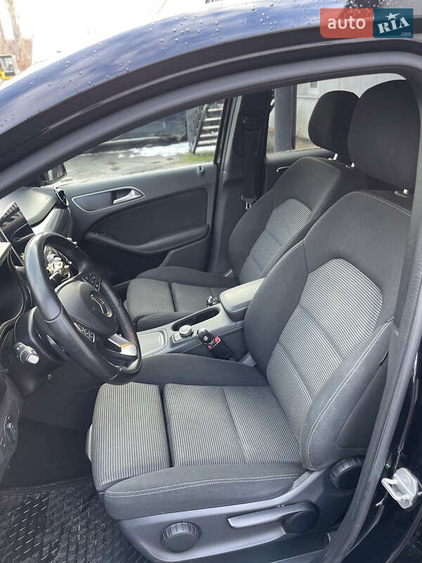 Хэтчбек Mercedes-Benz B-Class 2016 в Южноукраинске