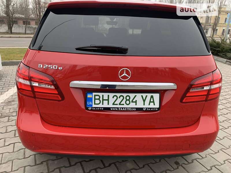 Хэтчбек Mercedes-Benz B-Class 2015 в Одессе