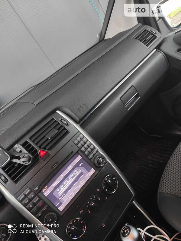 Хэтчбек Mercedes-Benz B-Class 2011 в Львове