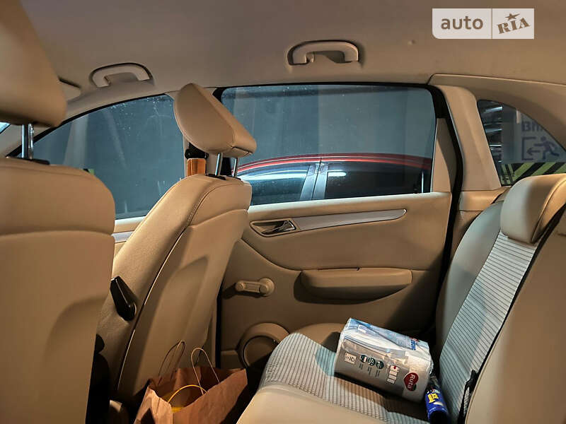 Хэтчбек Mercedes-Benz B-Class 2007 в Одессе фото 17 Хэтчбек Mercedes-Benz B-Class 2007 в Одессе