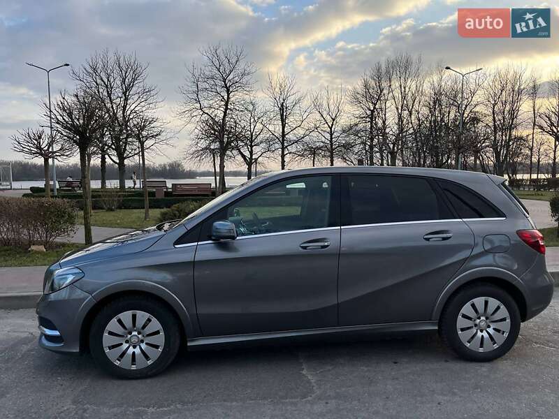 Хетчбек Mercedes-Benz B-Class 2015 в Кременчуці