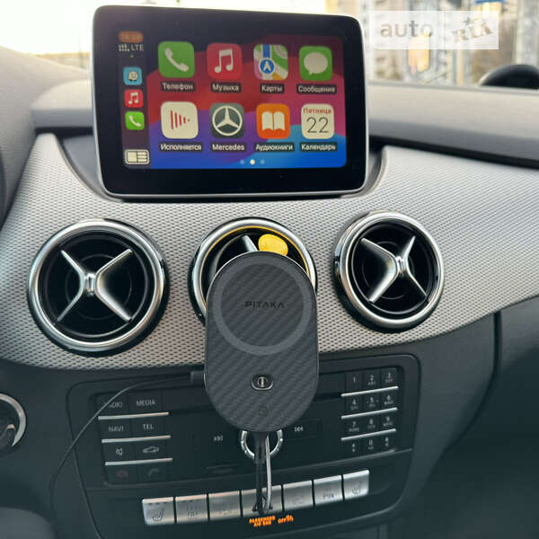 Хэтчбек Mercedes-Benz B-Class 2016 в Киеве фото 5 Хэтчбек Mercedes-Benz B-Class 2016 в Киеве