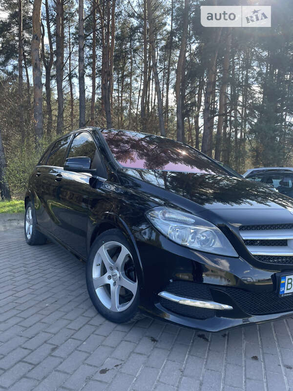 Mercedes-Benz B-Class 2015