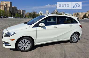 Хэтчбек Mercedes-Benz B-Class 2015 в Харькове