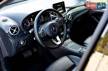 Хэтчбек Mercedes-Benz B-Class 2016 в 