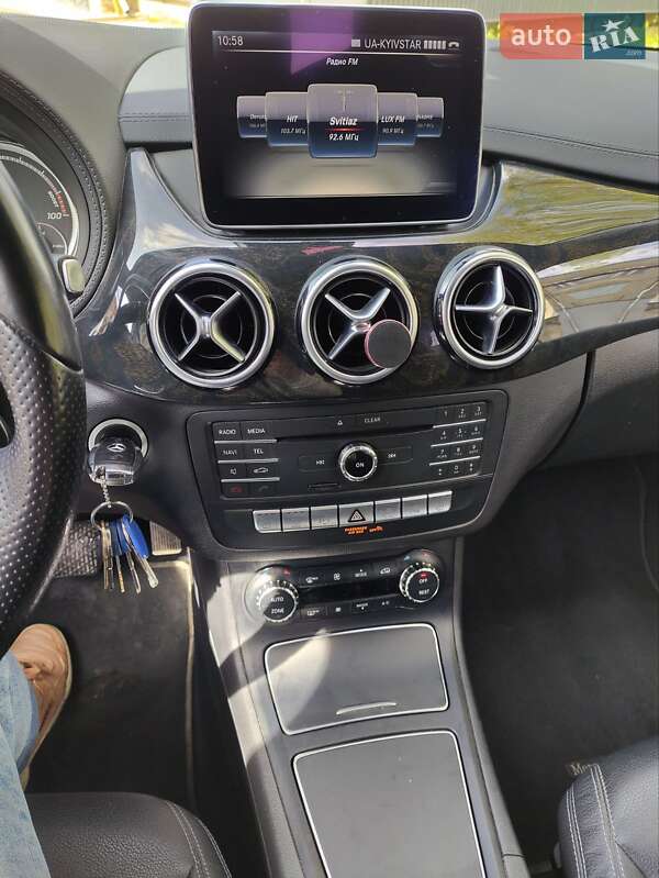Хэтчбек Mercedes-Benz B-Class 2015 в Ровно фото 22 Хэтчбек Mercedes-Benz B-Class 2015 в Ровно