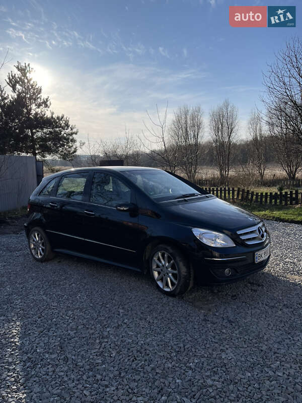 Хэтчбек Mercedes-Benz B-Class 2006 в Ровно