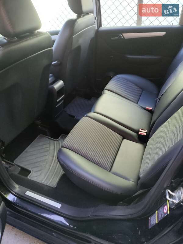 Хэтчбек Mercedes-Benz B-Class 2005 в Львове