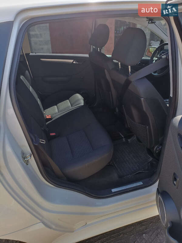 Хэтчбек Mercedes-Benz B-Class 2010 в Харькове