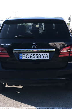 Хетчбек Mercedes-Benz B-Class 2017 в Львові