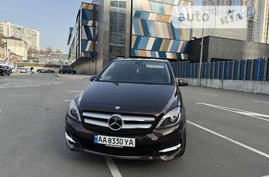 Хэтчбек Mercedes-Benz B-Class 2016 в Киеве