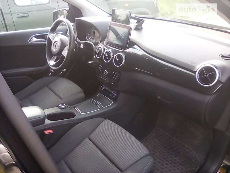 Хетчбек Mercedes-Benz B-Class 2016 в Львові фото 11 Хетчбек Mercedes-Benz B-Class 2016 в Львові