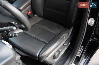 Хэтчбек Mercedes-Benz B-Class 2017 в 