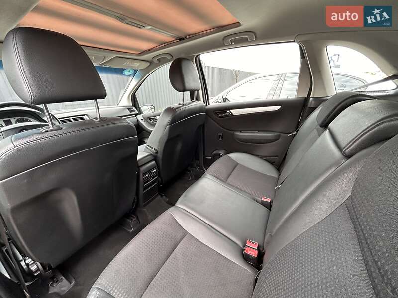 Хэтчбек Mercedes-Benz B-Class 2006 в Виннице