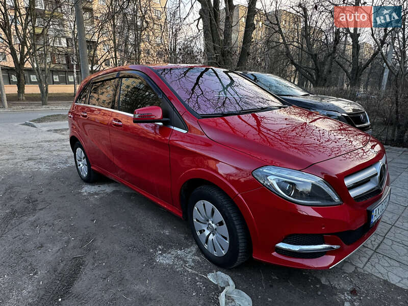 Хэтчбек Mercedes-Benz B-Class 2017 в Харькове