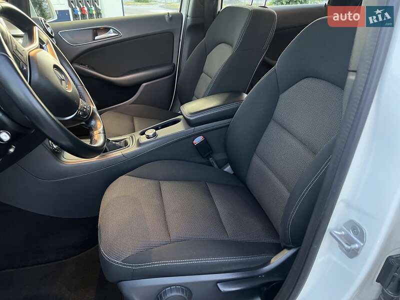 Хэтчбек Mercedes-Benz B-Class 2013 в Киеве