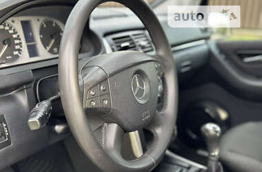 Хетчбек Mercedes-Benz B-Class 2010 в Івано-Франківську