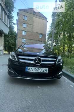 Хэтчбек Mercedes-Benz B-Class 2014 в Киеве