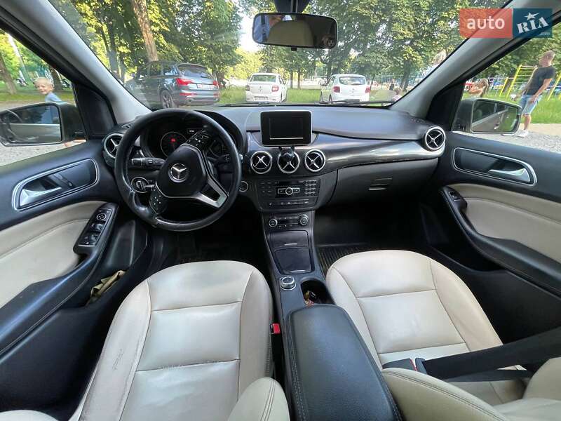 Хетчбек Mercedes-Benz B-Class 2012 в Яготині
