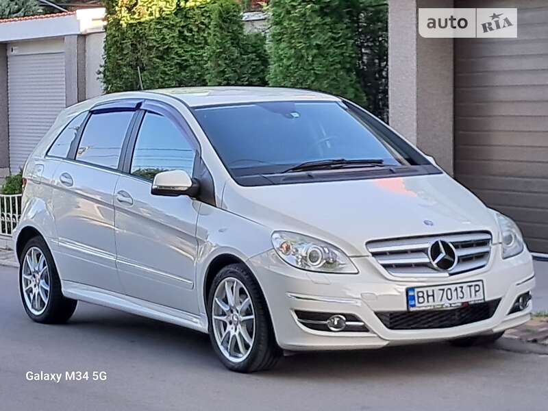 Хэтчбек Mercedes-Benz B-Class 2011 в Одессе