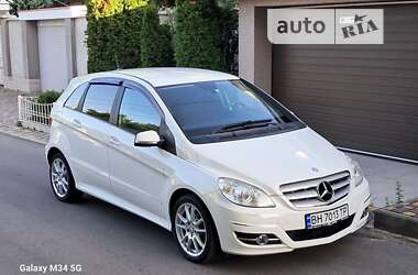 Хэтчбек Mercedes-Benz B-Class 2011 в Одессе