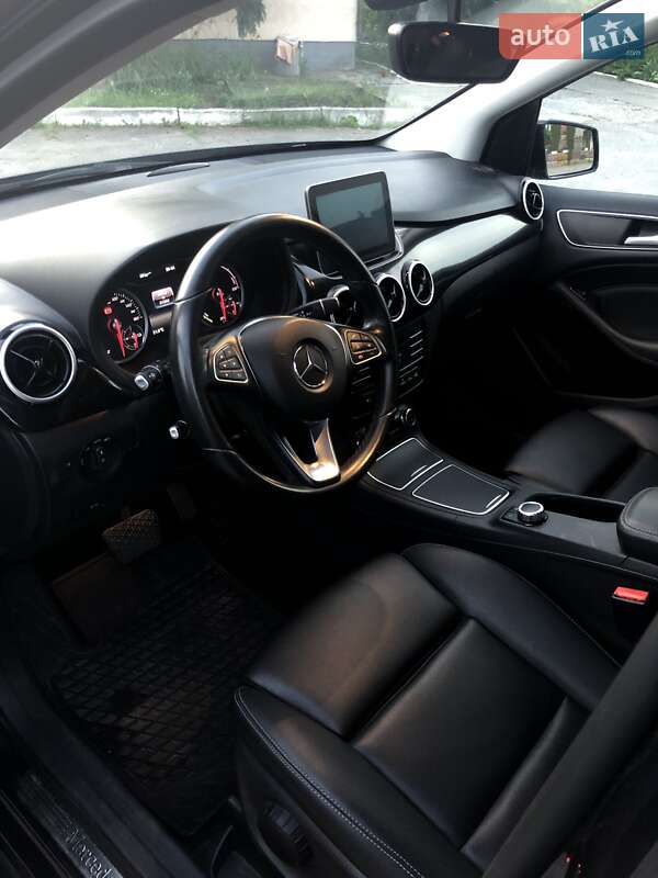 Хетчбек Mercedes-Benz B-Class 2017 в Білій Церкві