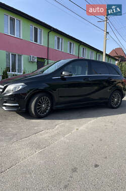 Хэтчбек Mercedes-Benz B-Class 2016 в 
