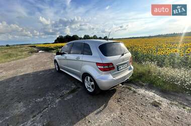 Хетчбек Mercedes-Benz B-Class 2011 в Володимирці