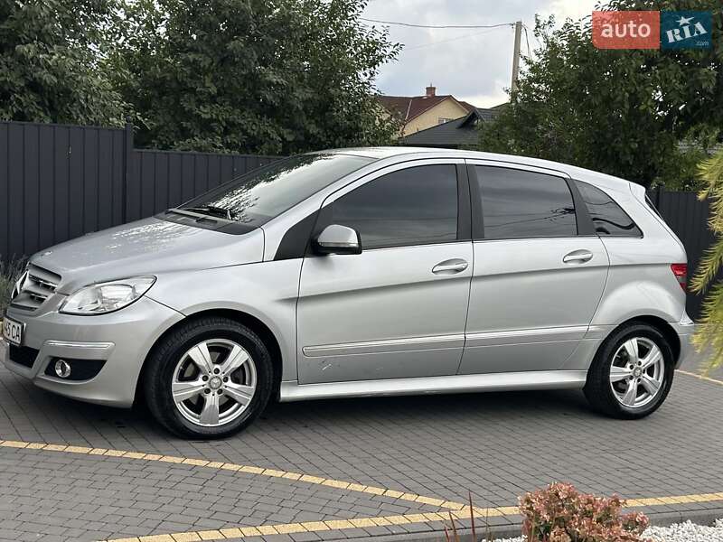 Хэтчбек Mercedes-Benz B-Class 2010 в Владимире