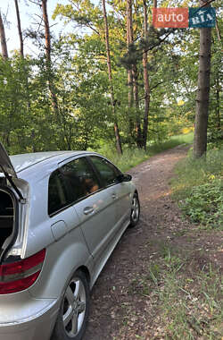 Хэтчбек Mercedes-Benz B-Class 2006 в 