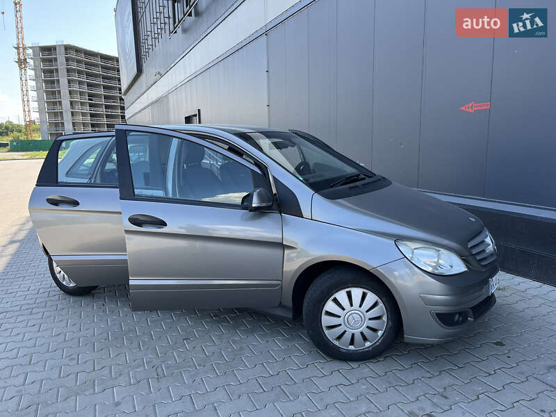 Хэтчбек Mercedes-Benz B-Class 2005 в Киеве фото 18 Хэтчбек Mercedes-Benz B-Class 2005 в Киеве