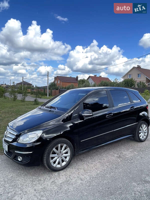 Хетчбек Mercedes-Benz B-Class 2011 в Сумах