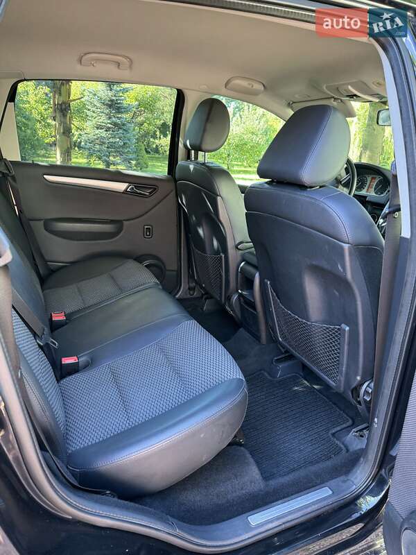 Хетчбек Mercedes-Benz B-Class 2010 в Києві