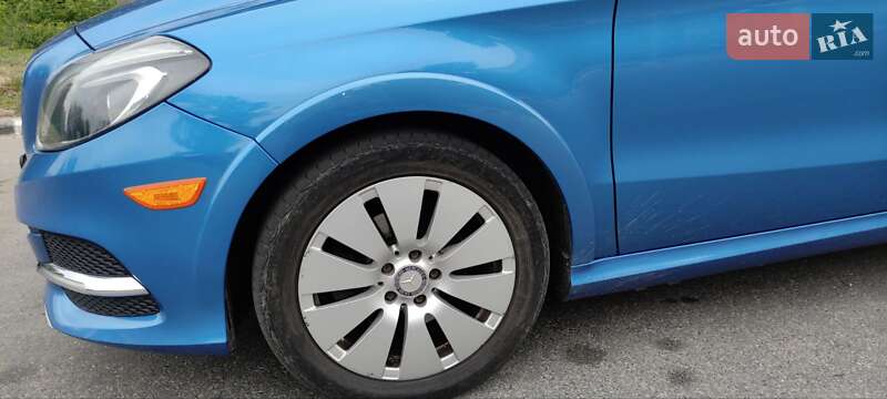 Хэтчбек Mercedes-Benz B-Class 2015 в Харькове