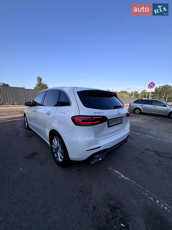 Хэтчбек Mercedes-Benz B-Class 2020 в Житомире