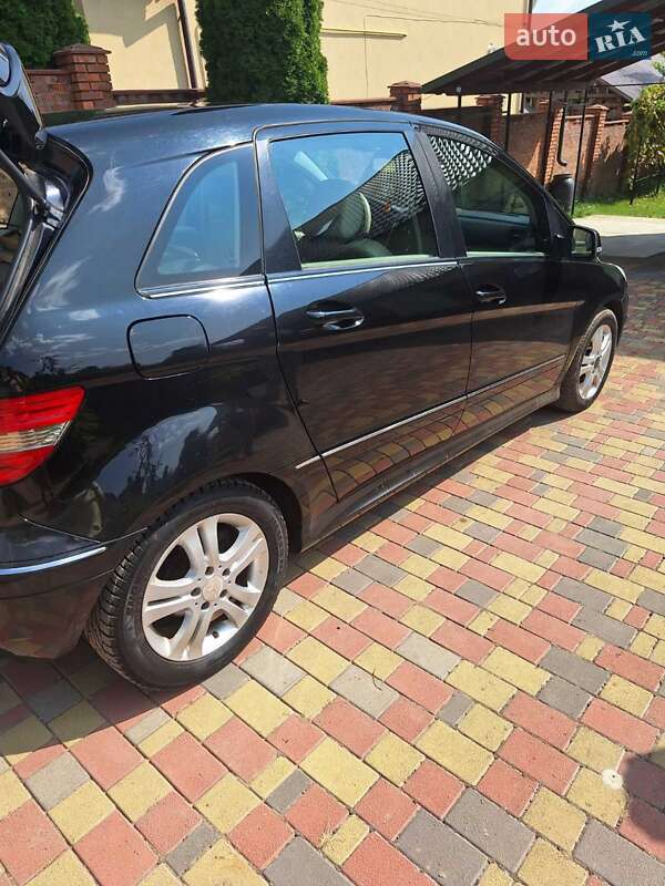 Хэтчбек Mercedes-Benz B-Class 2008 в Мостиске