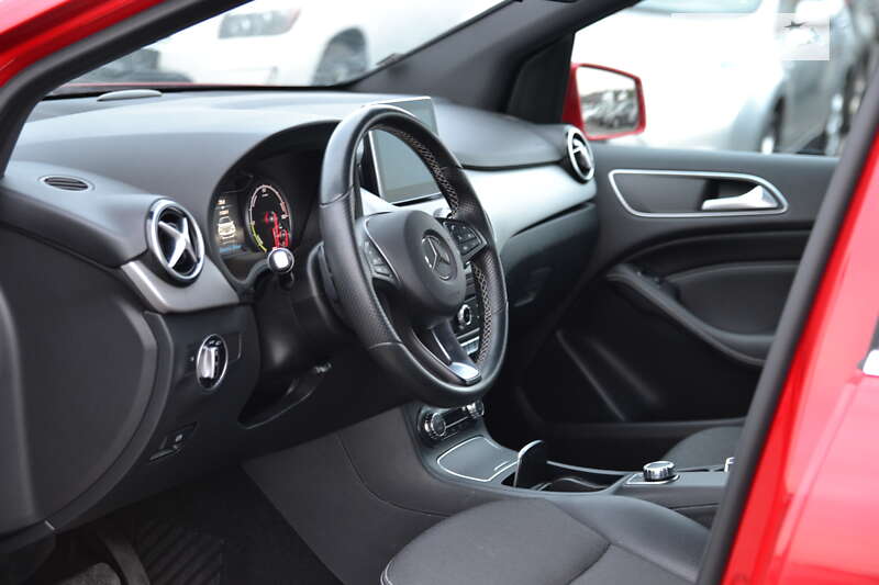Хэтчбек Mercedes-Benz B-Class 2015 в Луцке
