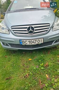 Хэтчбек Mercedes-Benz B-Class 2005 в 