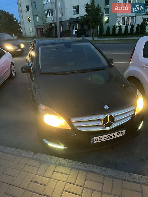 Хетчбек Mercedes-Benz B-Class 2014 в Вінниці
