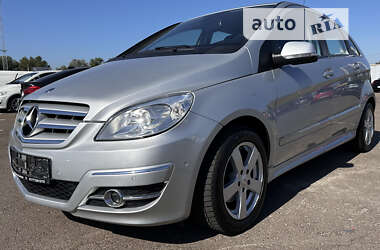 Хэтчбек Mercedes-Benz B-Class 2010 в Киеве