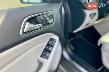 Хэтчбек Mercedes-Benz B-Class 2016 в 